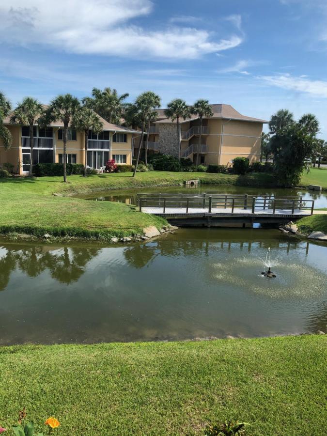 Beach Bungalow At Ocean Village Fort Pierce Exterior foto