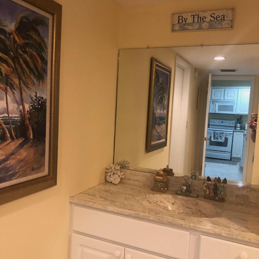 Beach Bungalow At Ocean Village Fort Pierce Exterior foto