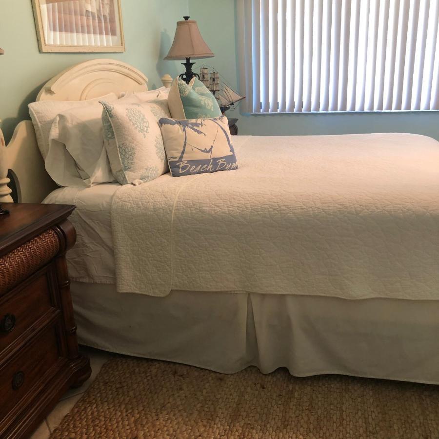 Beach Bungalow At Ocean Village Fort Pierce Exterior foto
